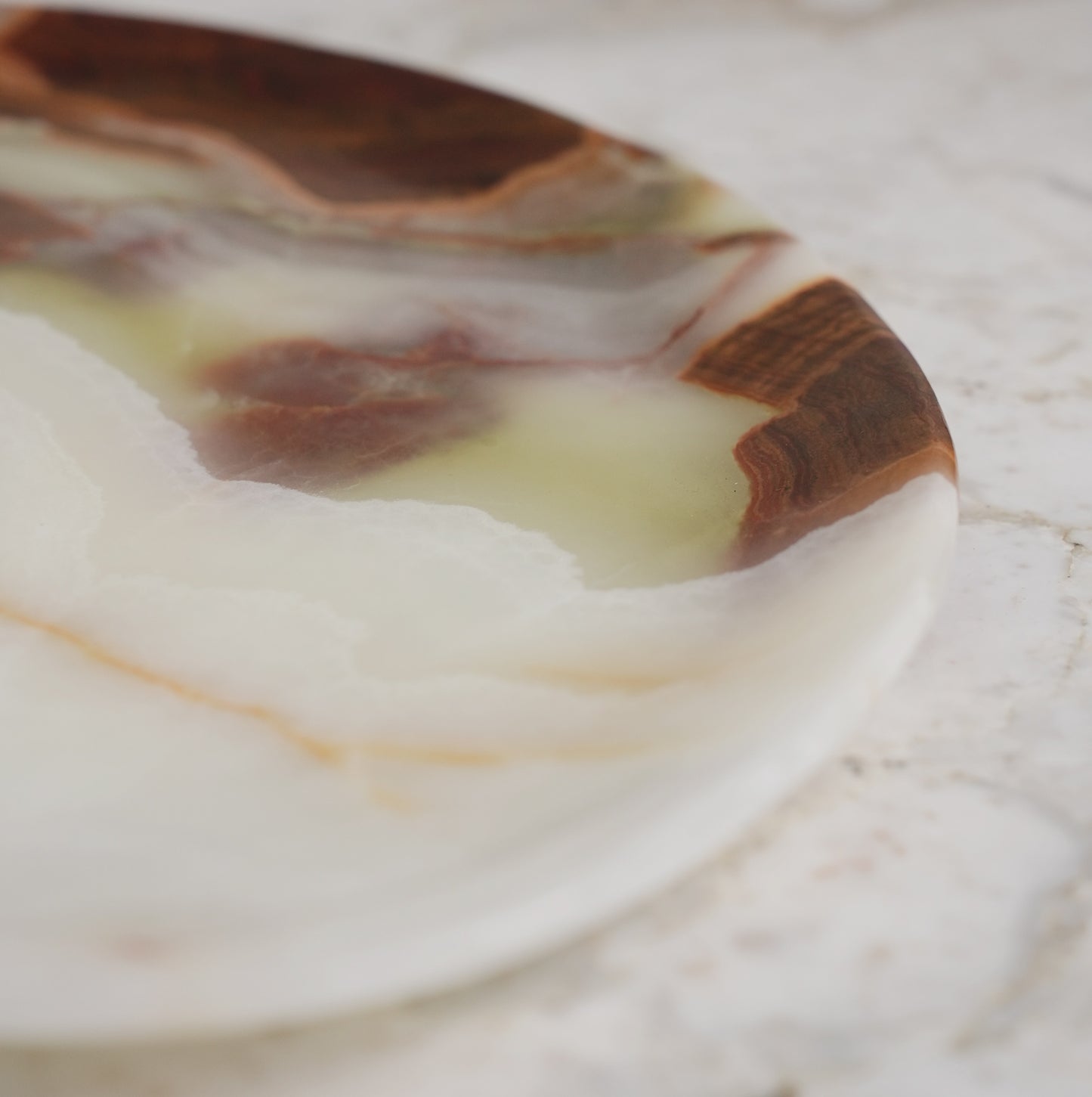 Oval platter