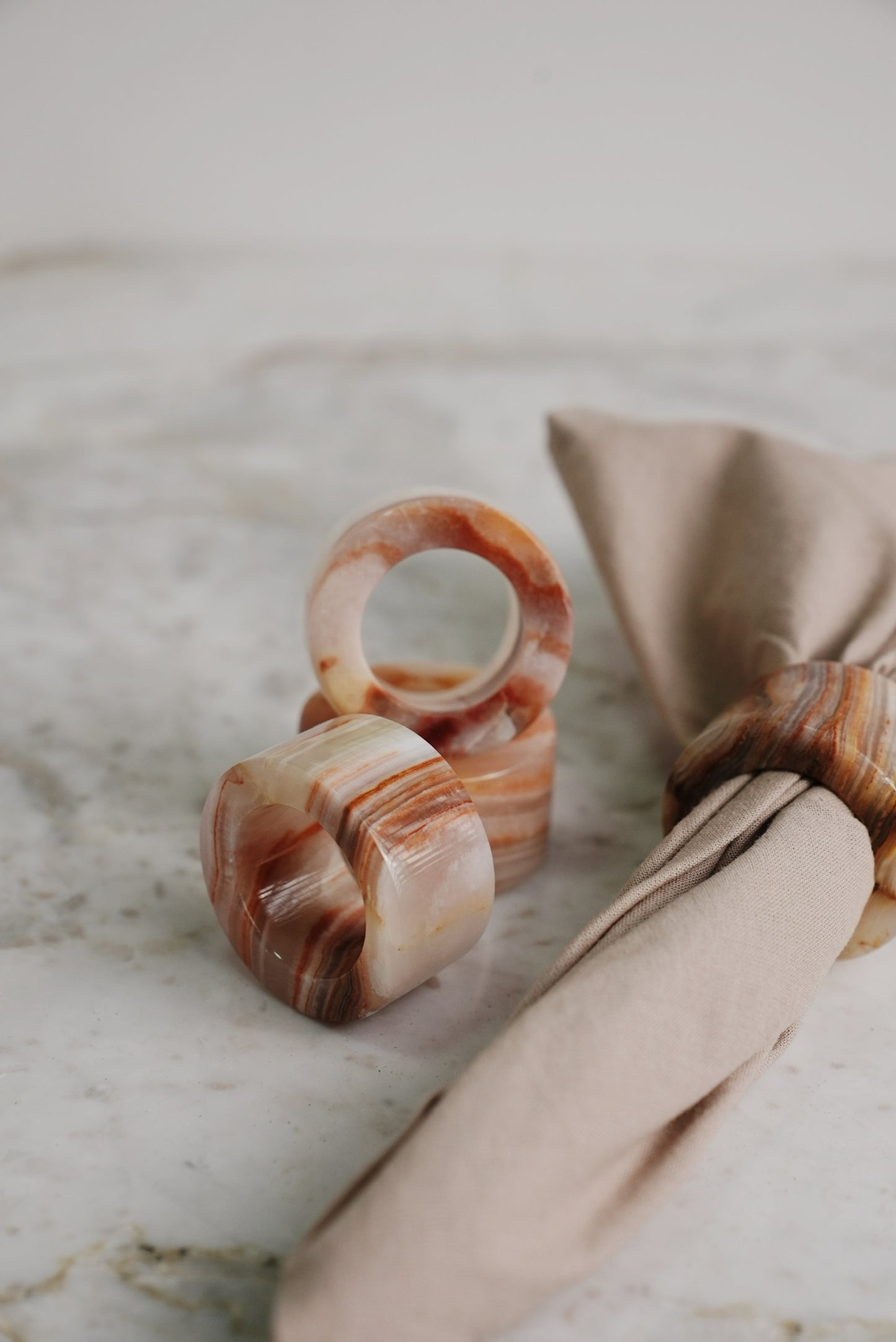 Onyx napkin holder