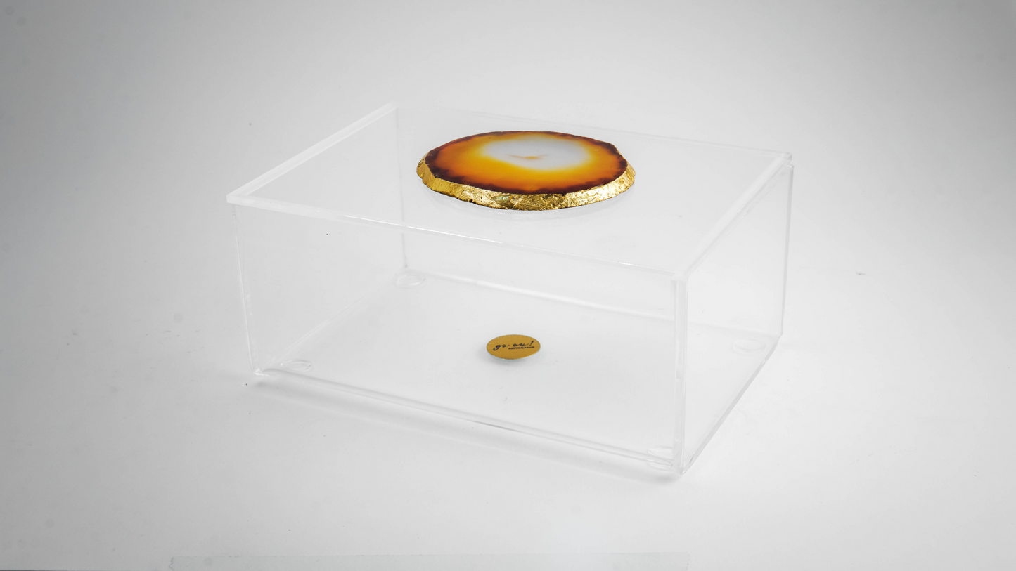 Agate Box M