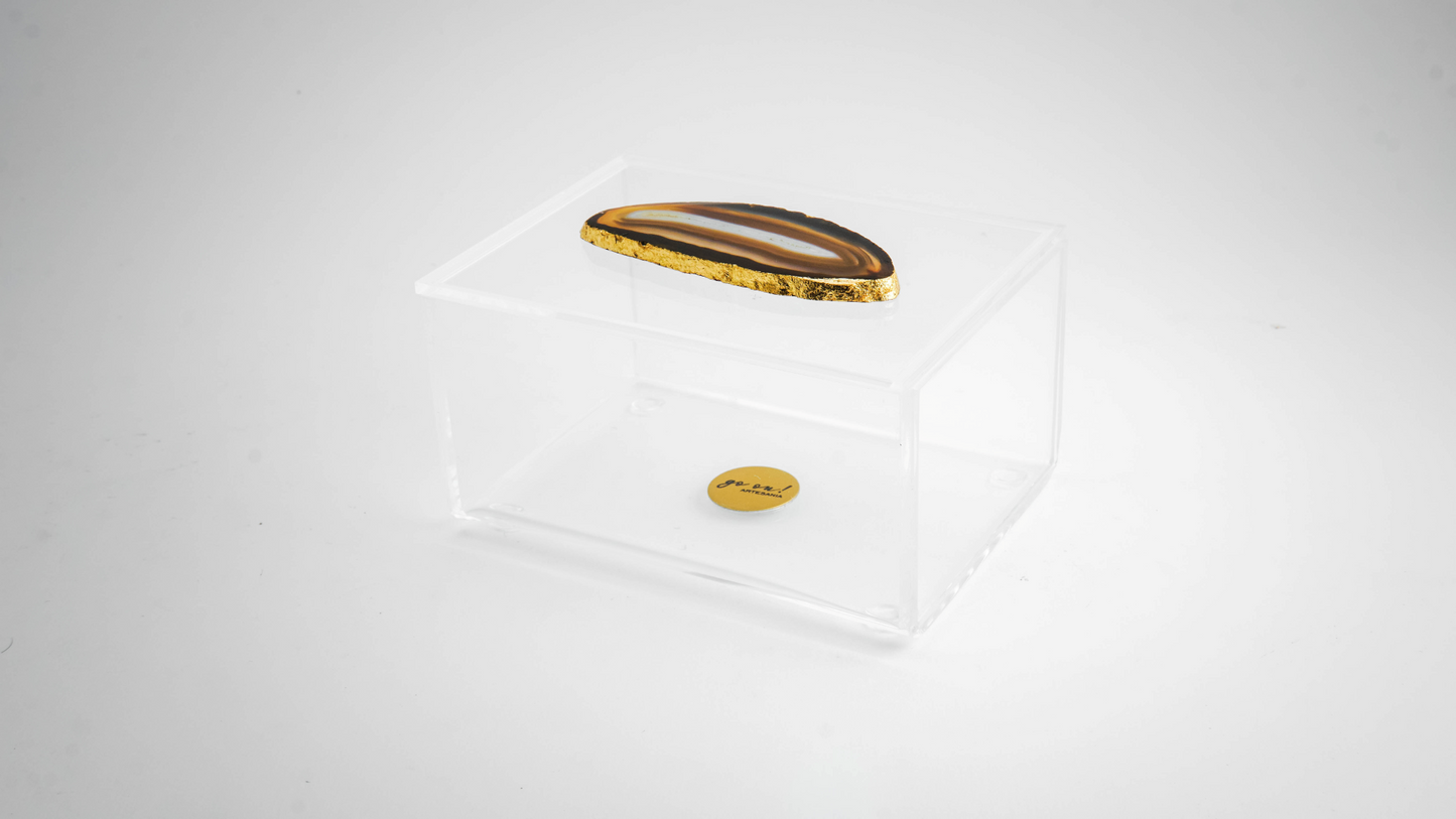Agate Box M