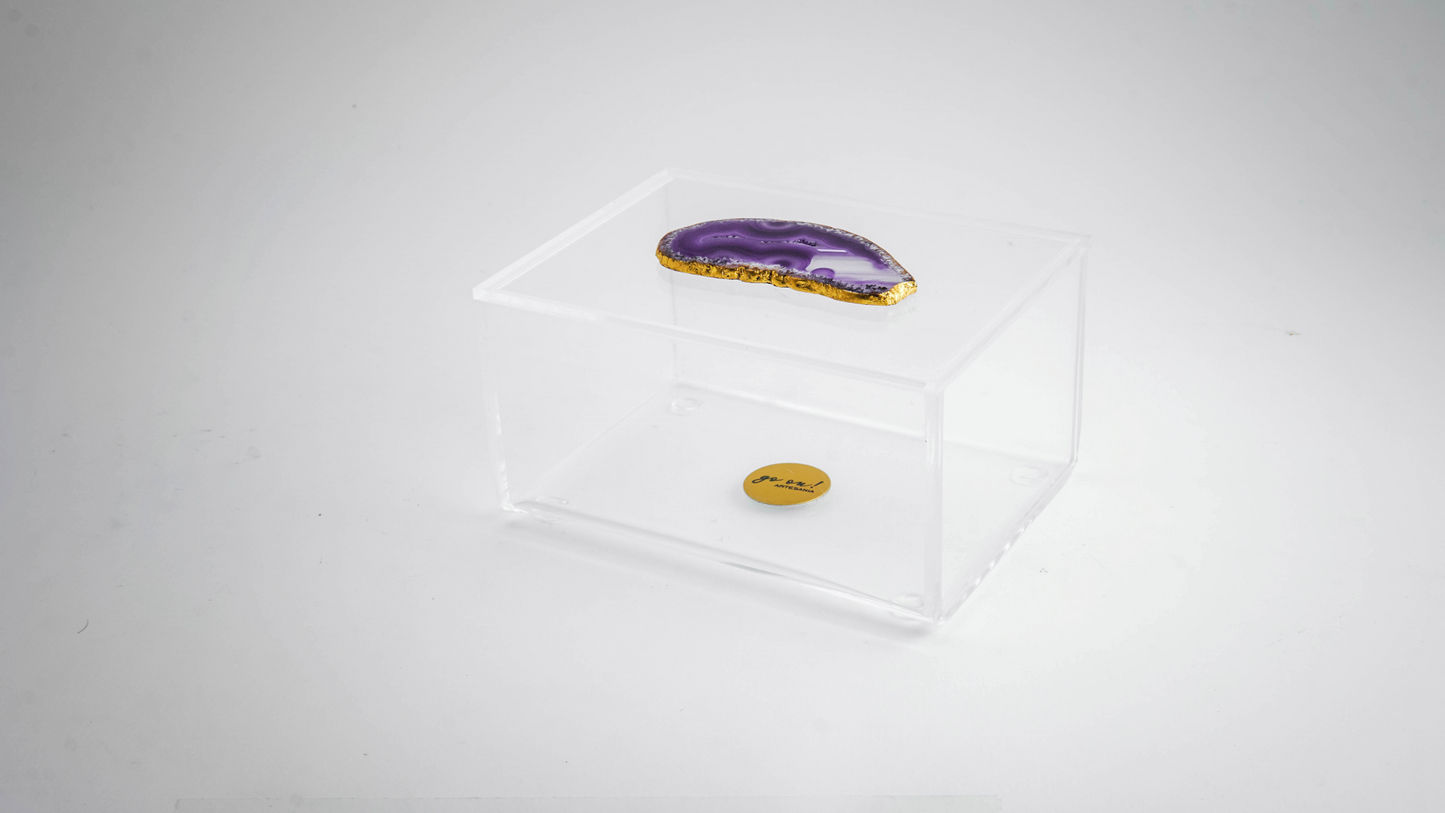 Agate Box M
