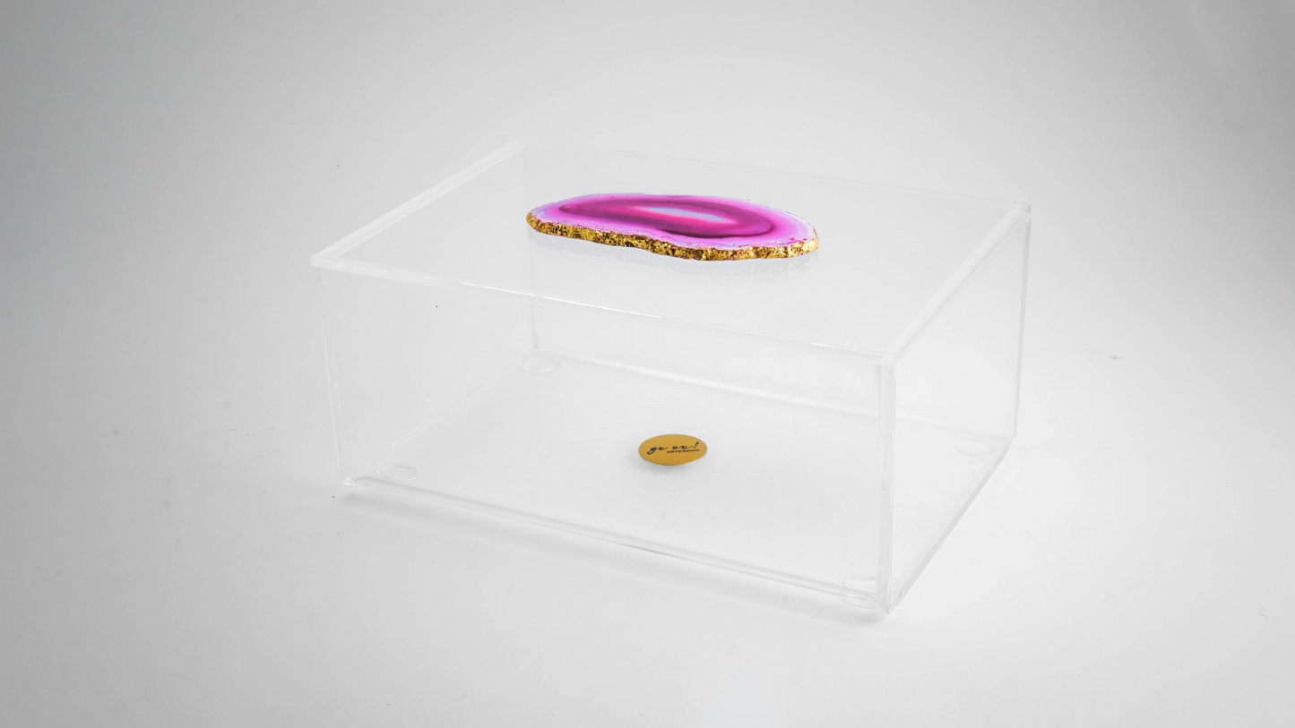 Agate Box M