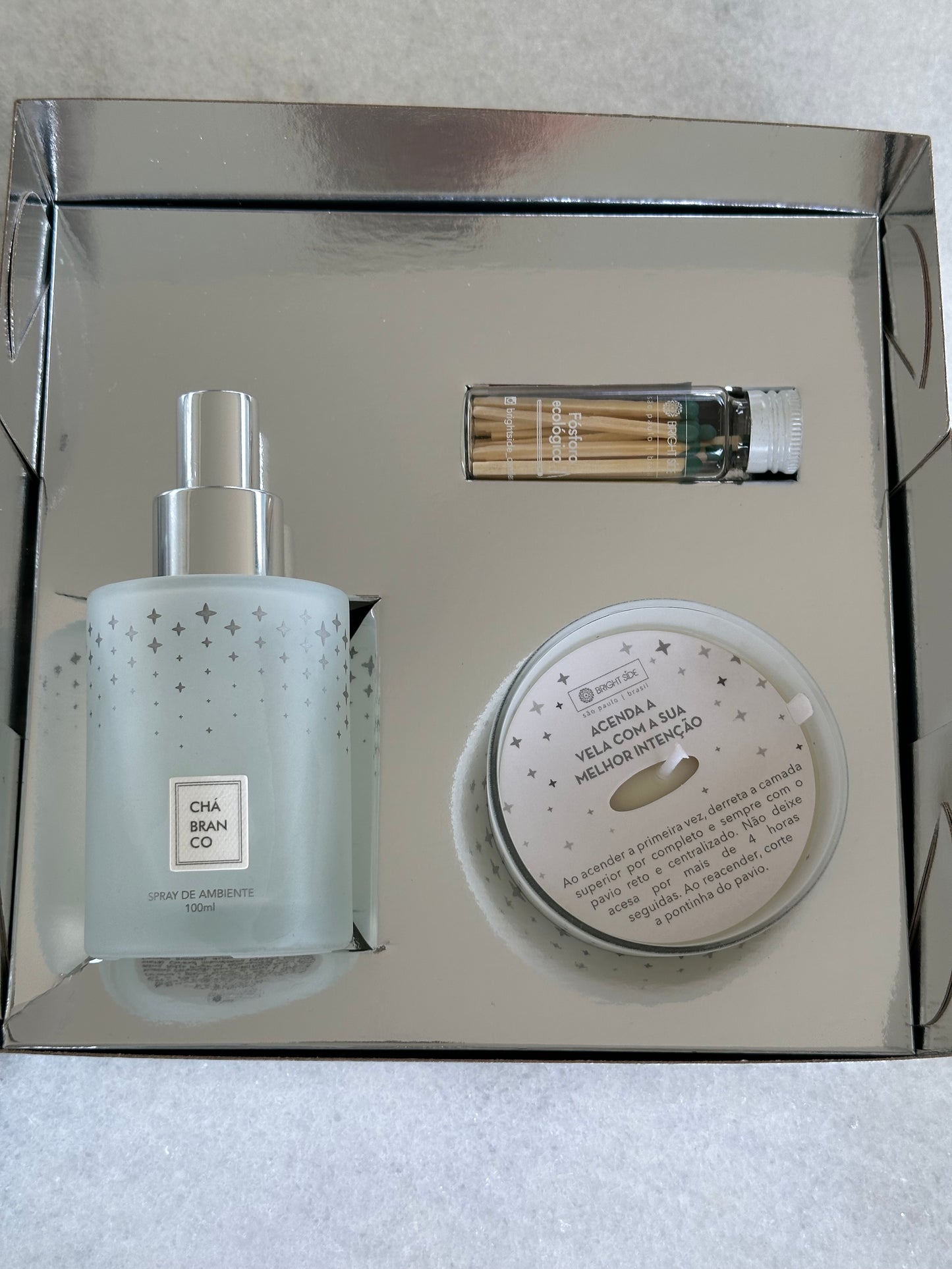Conjunto Home Spray com Vela Aromática, Fósforos e Bandeja em Ágata Natural