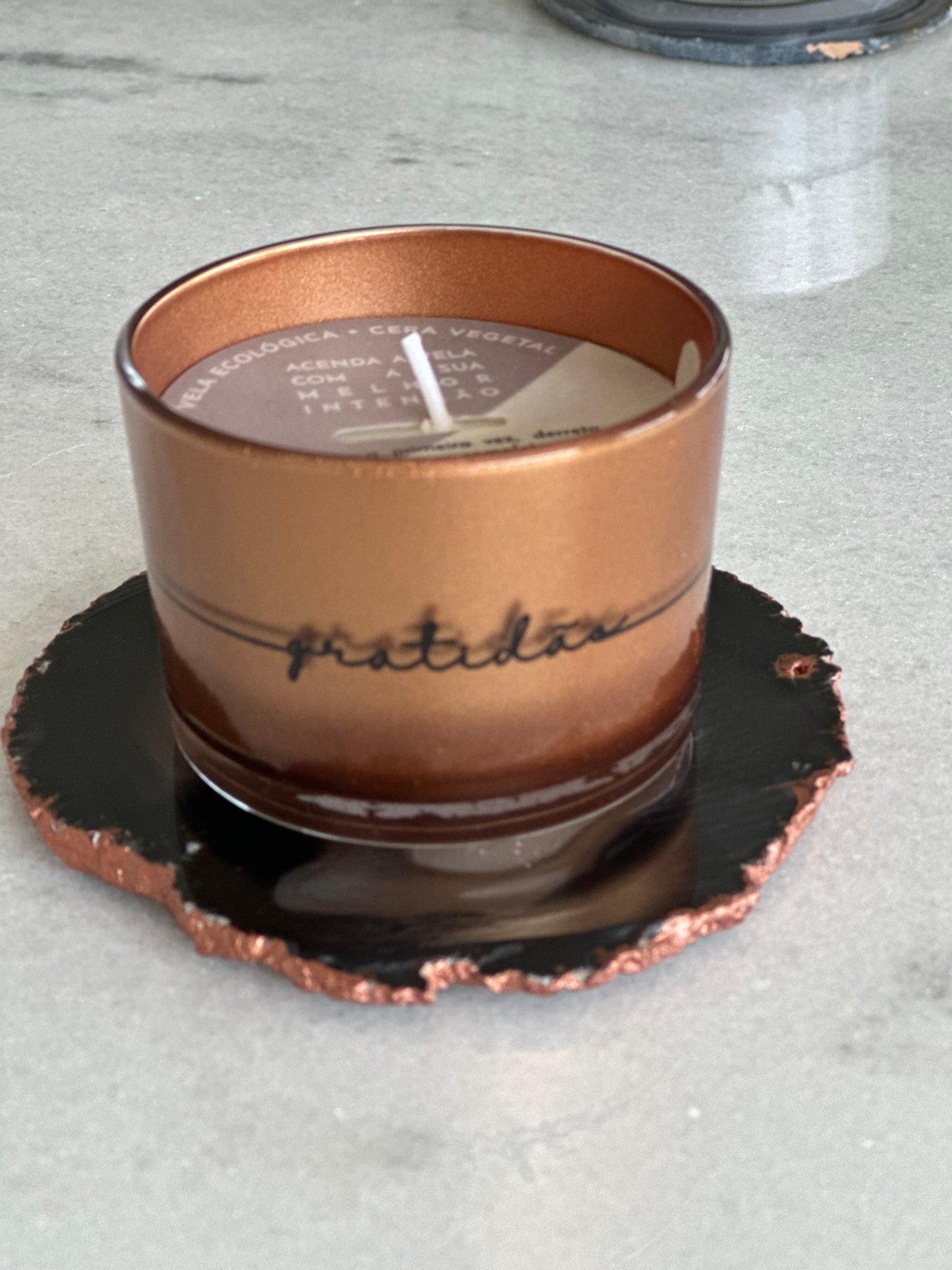 Vela Aromática Desejos com Base em Pedra Natural